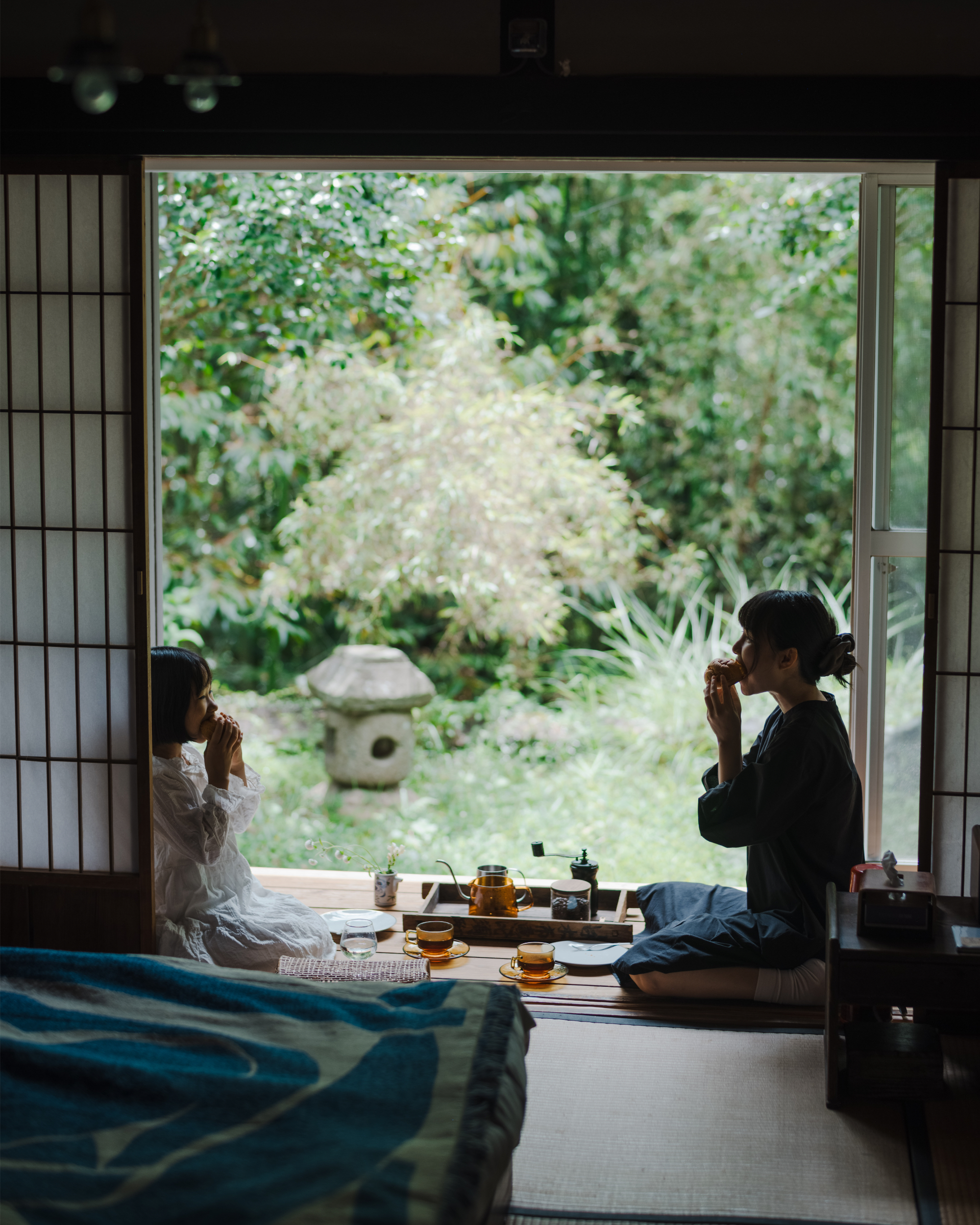 門後藤の縁側でお茶会